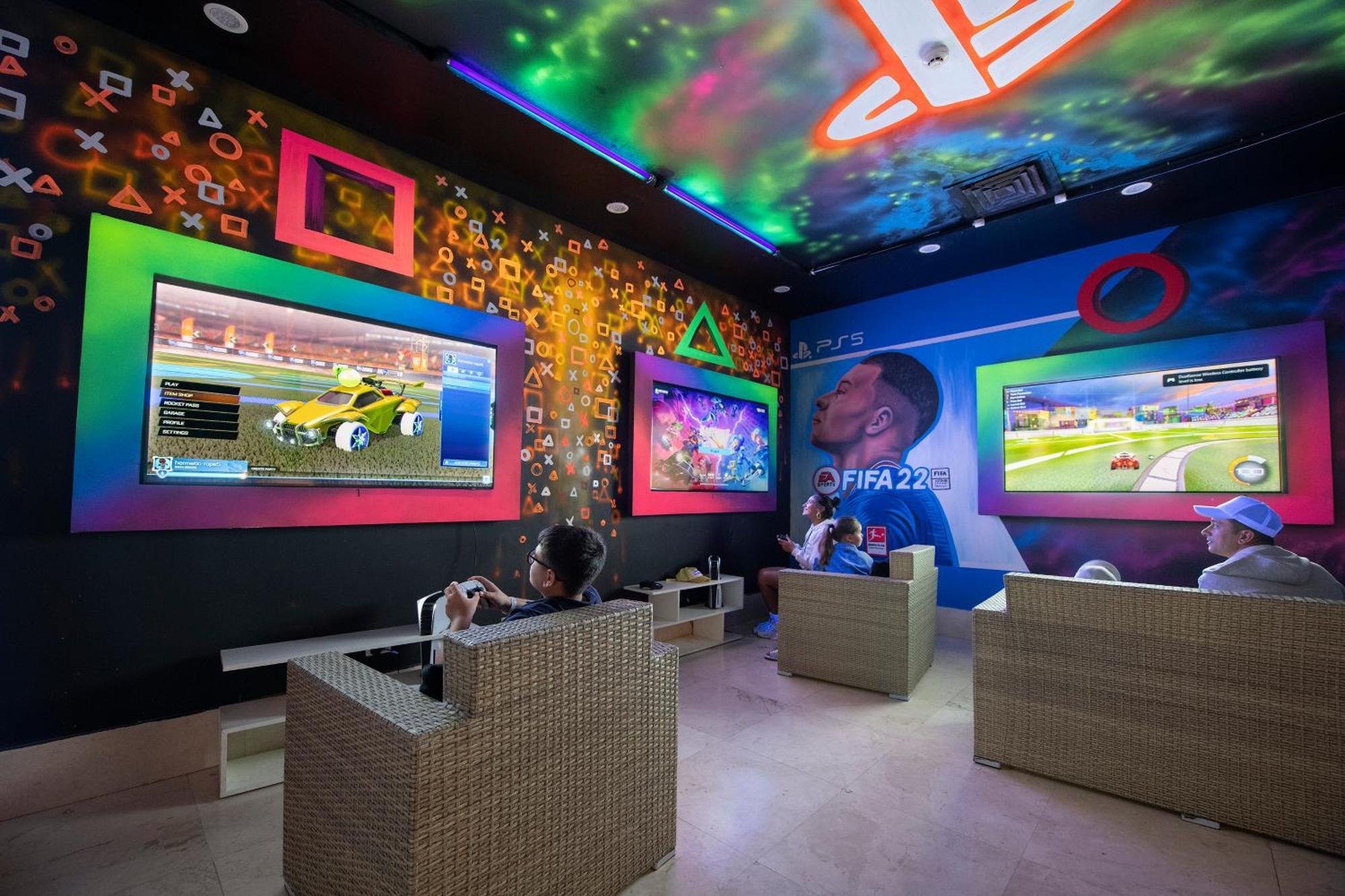 Hotel Charmillion Club Aquapark Sharm El-Sheikh Exterior foto PlayStation Lounge in Dubai